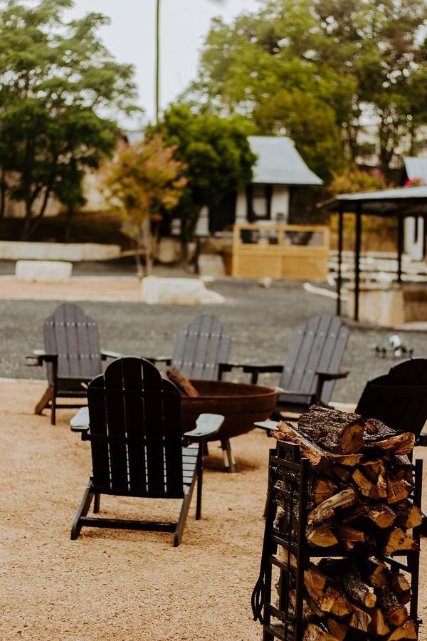 The Vaquero Motel Bandera Esterno foto