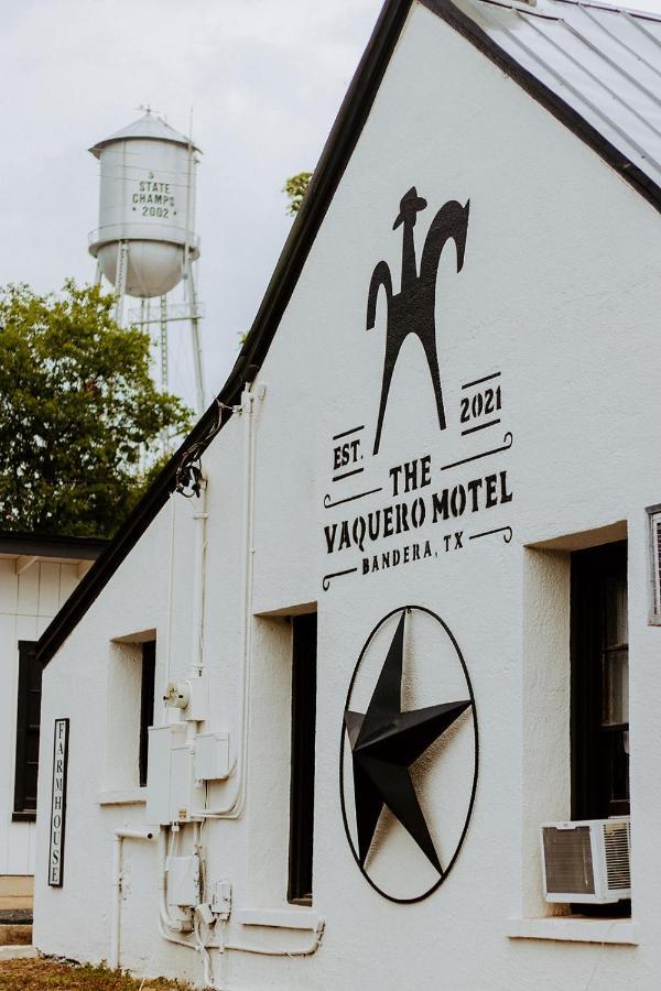 The Vaquero Motel Bandera Esterno foto